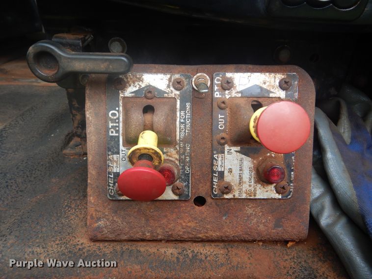 image for item DG8607 2000 Mack CH613  tank truck