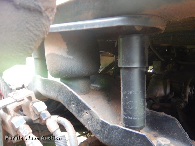 image for item DG8607 2000 Mack CH613  tank truck