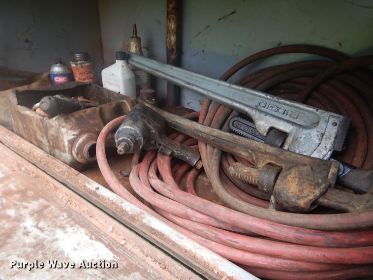 image for item DG8607 2000 Mack CH613  tank truck