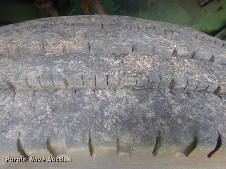 image for item DG8607 2000 Mack CH613  tank truck