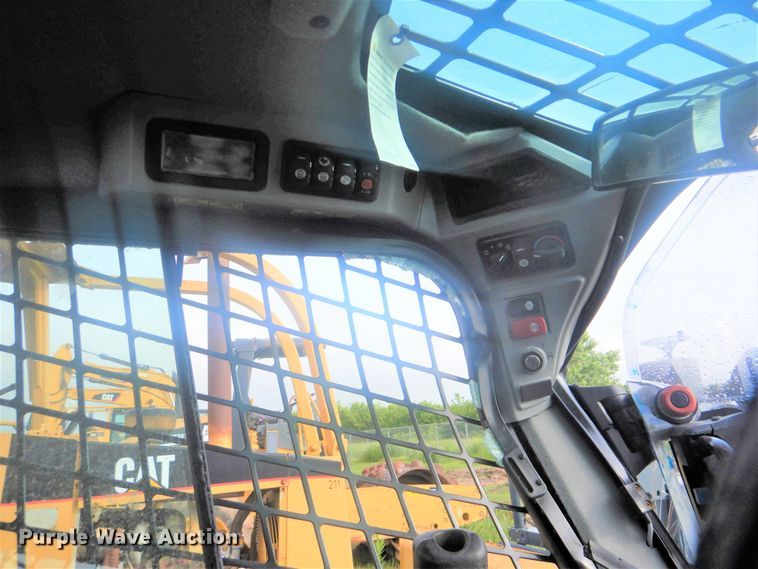 image for item DG8608 2019 Caterpillar 259D  tracked skid steer loader