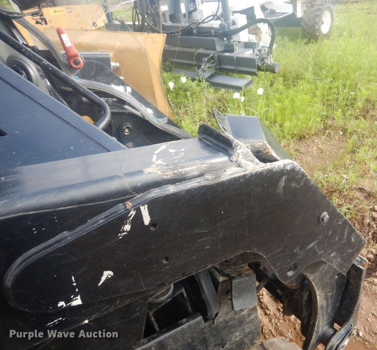 image for item DG8608 2019 Caterpillar 259D  tracked skid steer loader