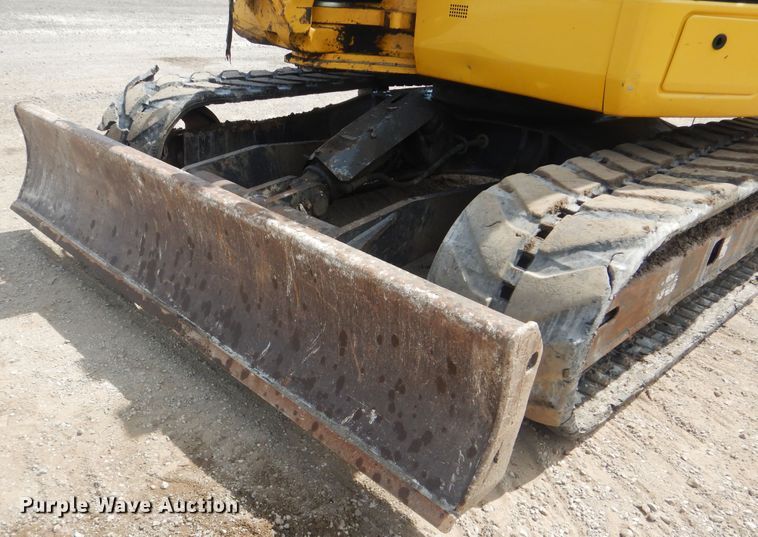 image for item DG8614 2006 Komatsu PC78MR-6  mini excavator