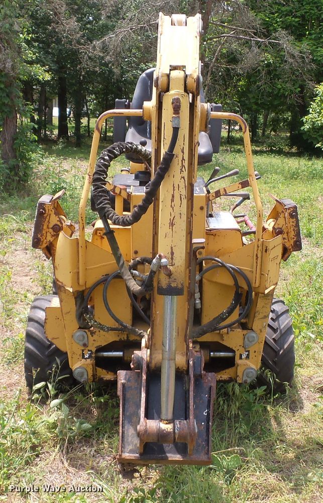 image for item DH3767 2002 Vermeer LM42  cable plow