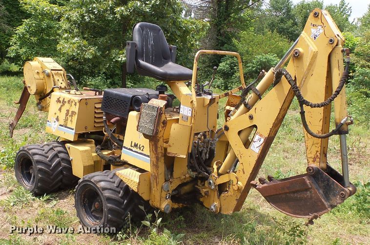 image for item DH3767 2002 Vermeer LM42  cable plow