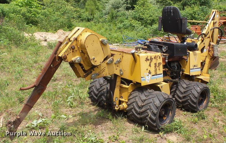 image for item DH3767 2002 Vermeer LM42  cable plow