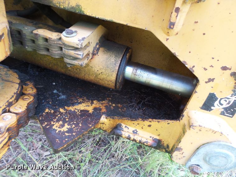 image for item DH3767 2002 Vermeer LM42  cable plow