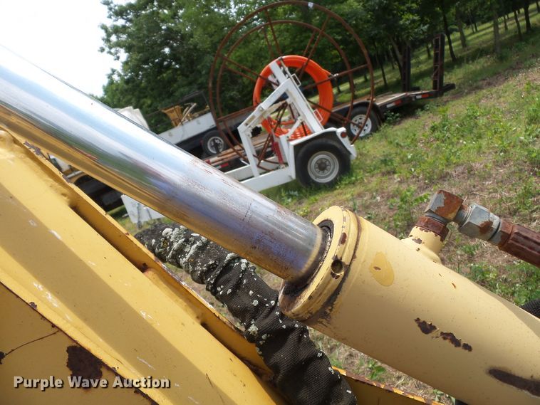 image for item DH3767 2002 Vermeer LM42  cable plow