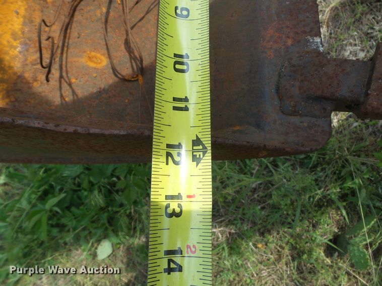 image for item DH3767 2002 Vermeer LM42  cable plow