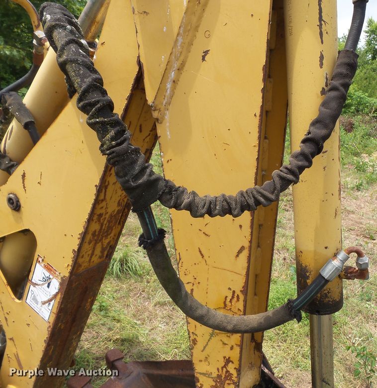 image for item DH3767 2002 Vermeer LM42  cable plow