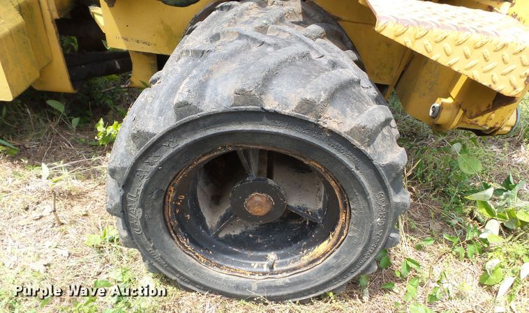 image for item DH3767 2002 Vermeer LM42  cable plow