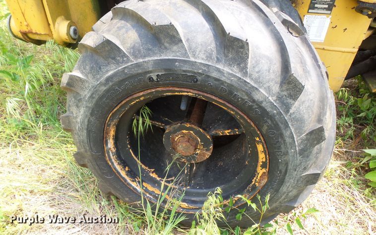 image for item DH3767 2002 Vermeer LM42  cable plow