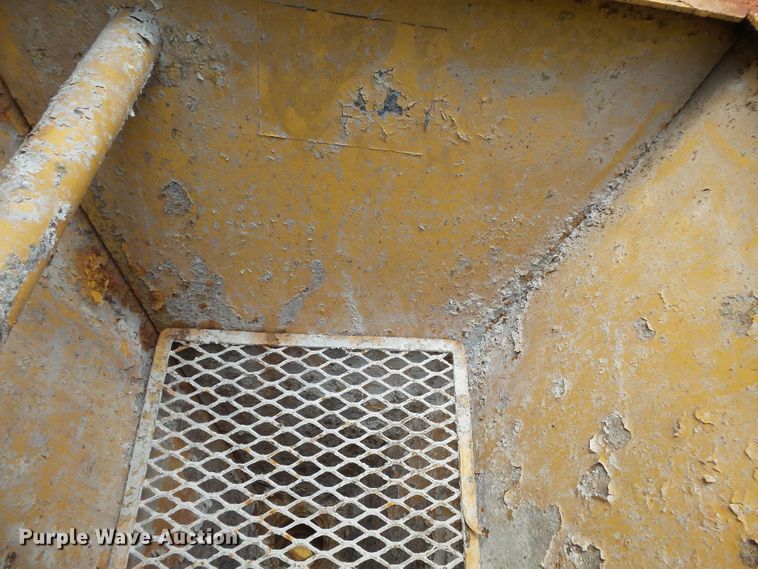 image for item DH3768 2000 Redi Haul FSL21210 equipment trailer