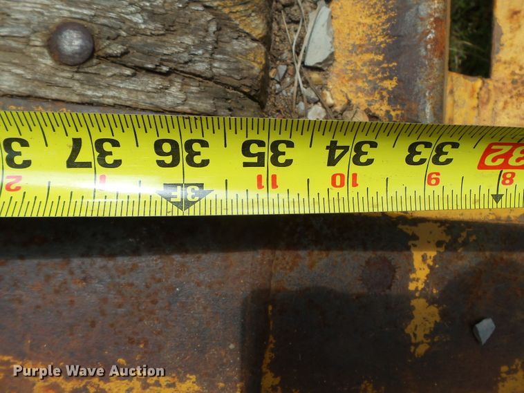 image for item DH3768 2000 Redi Haul FSL21210 equipment trailer