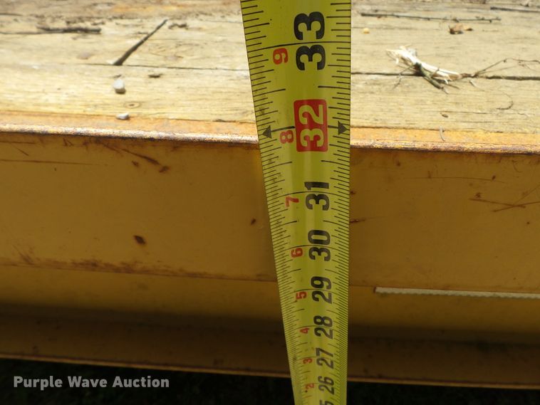 image for item DH3768 2000 Redi Haul FSL21210 equipment trailer