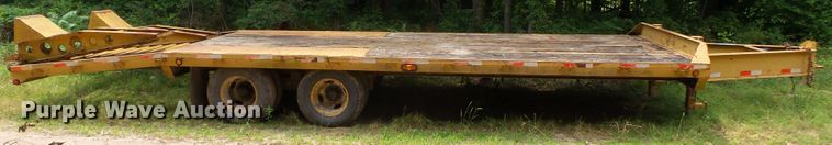 image for item DH3769 2003 Legend 26FD equipment trailer