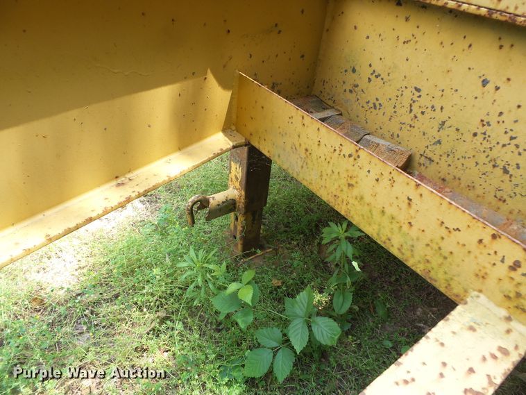 image for item DH3769 2003 Legend 26FD equipment trailer