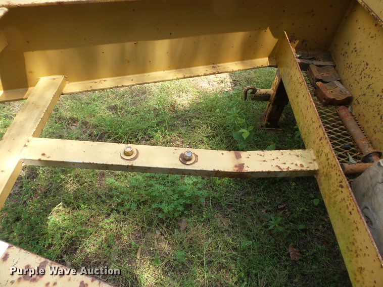 image for item DH3769 2003 Legend 26FD equipment trailer