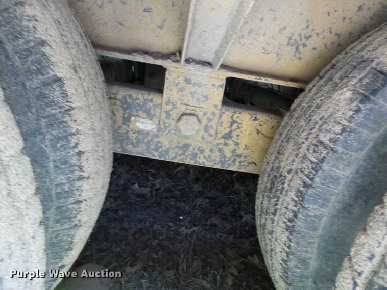 image for item DH3769 2003 Legend 26FD equipment trailer