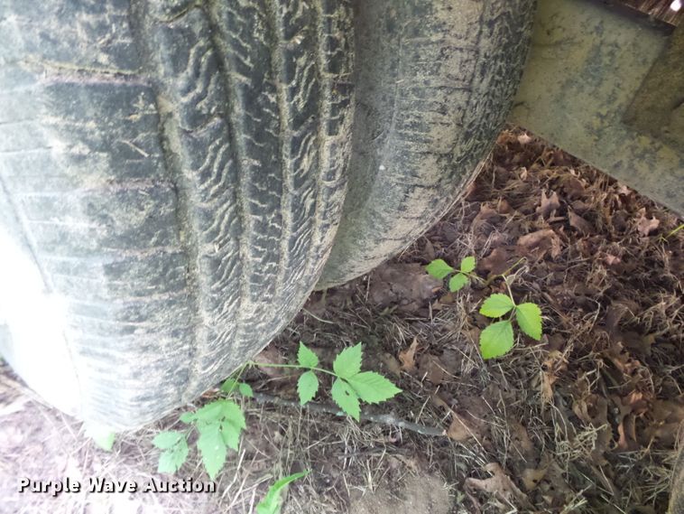 image for item DH3769 2003 Legend 26FD equipment trailer