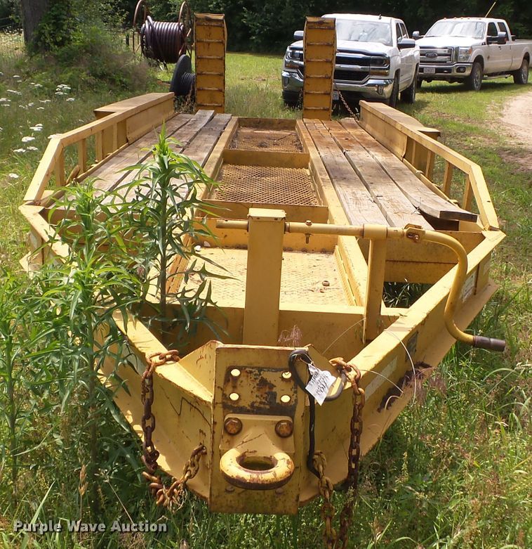 image for item DH3770 1998 Belshe DB18 equipment trailer