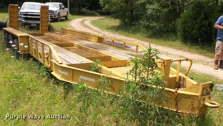 image for item DH3770 1998 Belshe DB18 equipment trailer