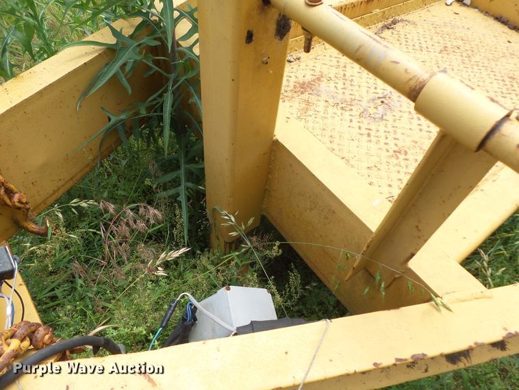 image for item DH3770 1998 Belshe DB18 equipment trailer