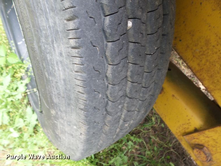 image for item DH3770 1998 Belshe DB18 equipment trailer