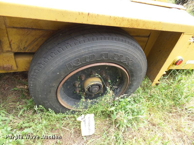 image for item DH3770 1998 Belshe DB18 equipment trailer