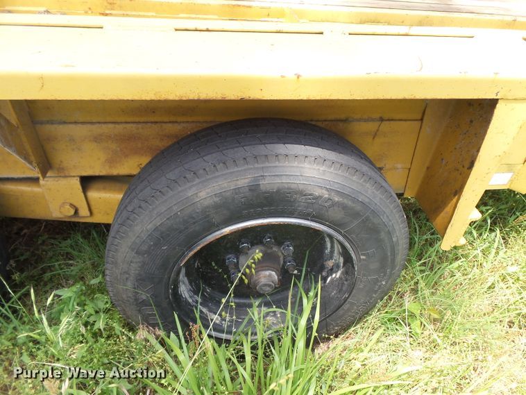 image for item DH3770 1998 Belshe DB18 equipment trailer