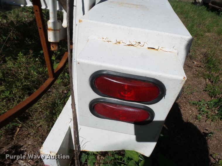 image for item DH3787 2000 Keifer reel trailer