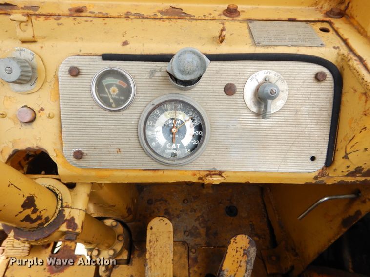 image for item DH4457 1972 Caterpillar 621  conventional scraper