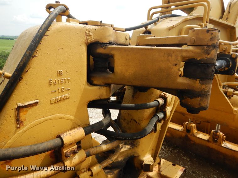 image for item DH4457 1972 Caterpillar 621  conventional scraper