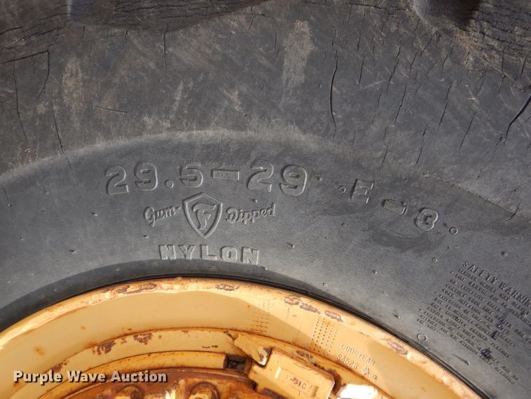 image for item DH4457 1972 Caterpillar 621  conventional scraper