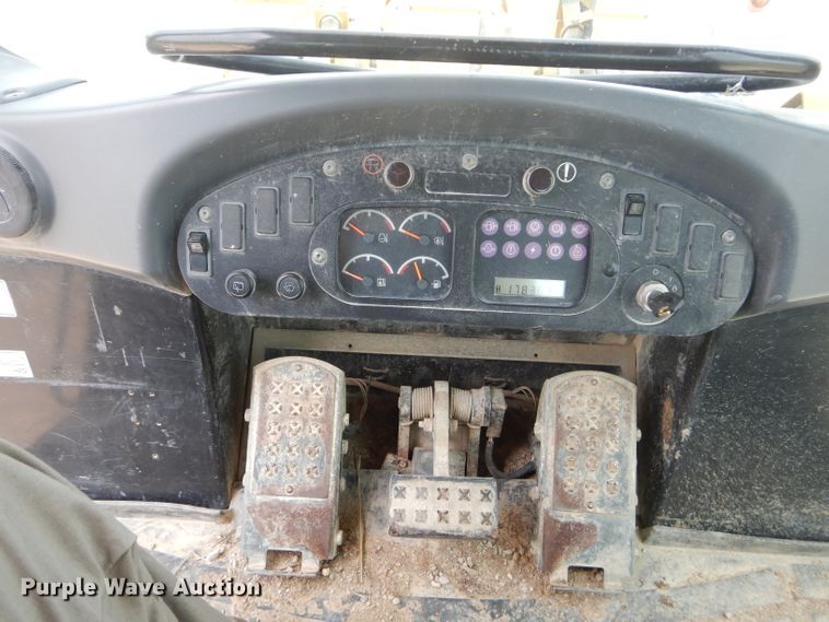 image for item DH4458 2005 Caterpillar 973C  track loader