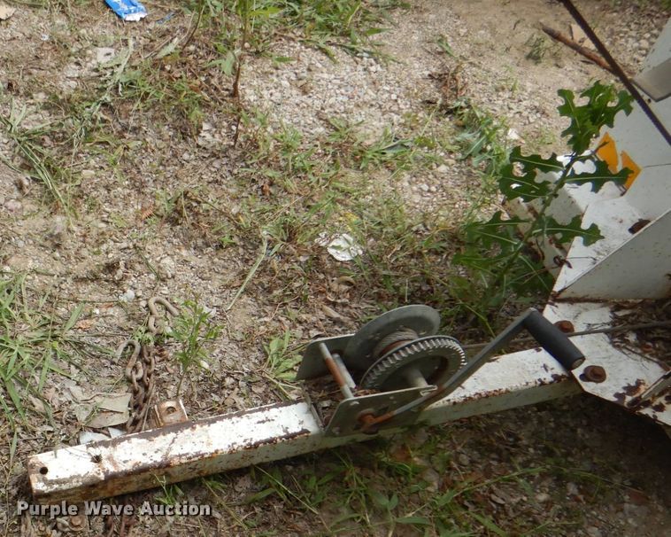 image for item DH5341 Coleman MH4000RLKH  light plant