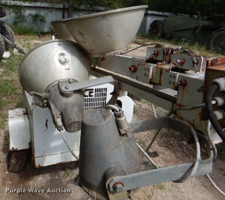 image for item DH5341 Coleman MH4000RLKH  light plant