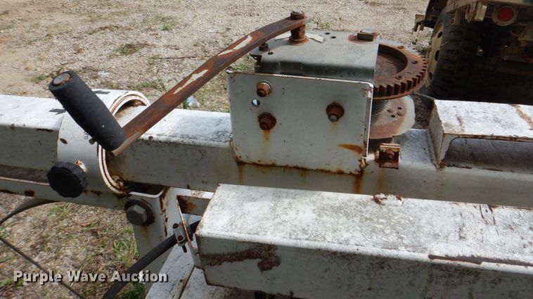 image for item DH5341 Coleman MH4000RLKH  light plant