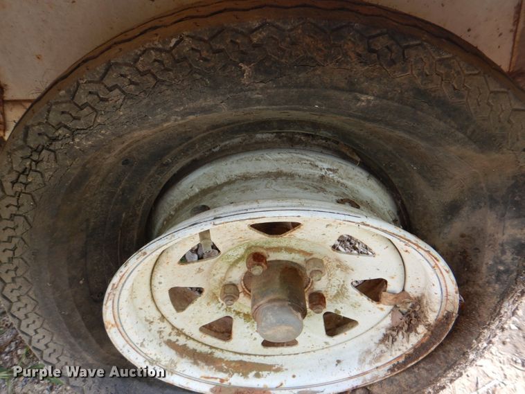 image for item DH5341 Coleman MH4000RLKH  light plant