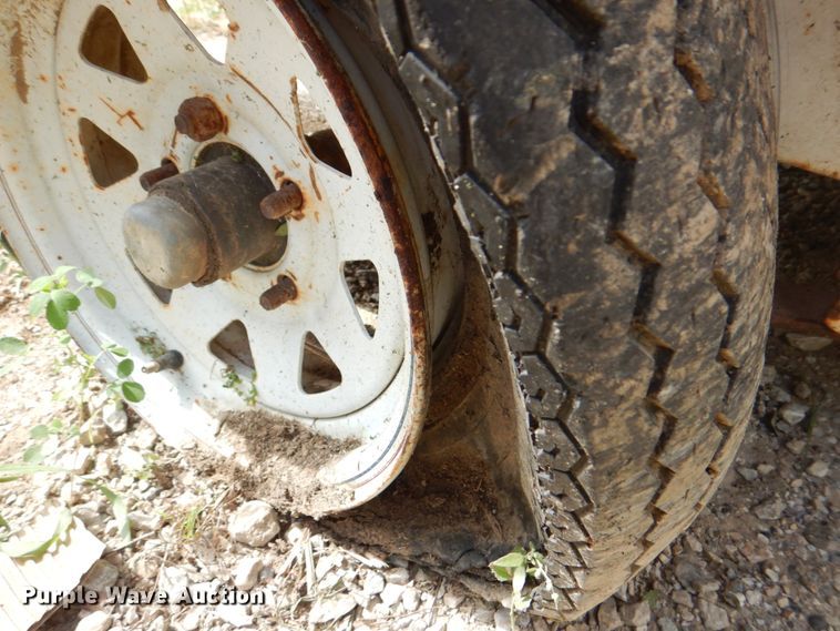 image for item DH5341 Coleman MH4000RLKH  light plant