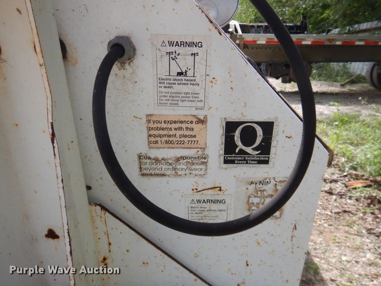 image for item DH5341 Coleman MH4000RLKH  light plant