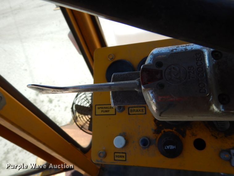 image for item DH5347 2001 Waldon Sweepmaster 250  sweeper