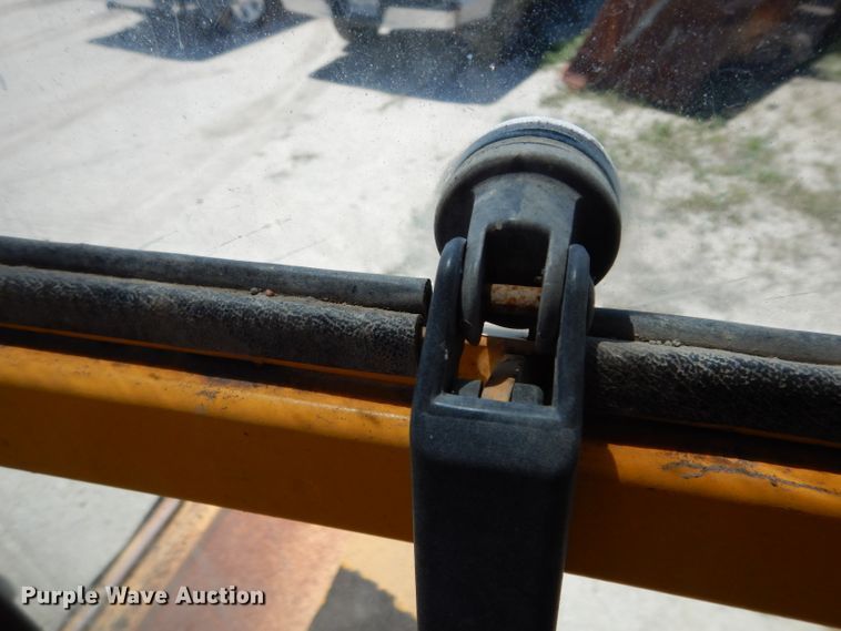 image for item DH5347 2001 Waldon Sweepmaster 250  sweeper