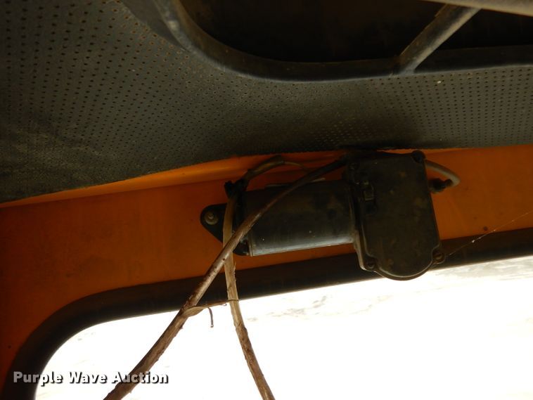 image for item DH5347 2001 Waldon Sweepmaster 250  sweeper