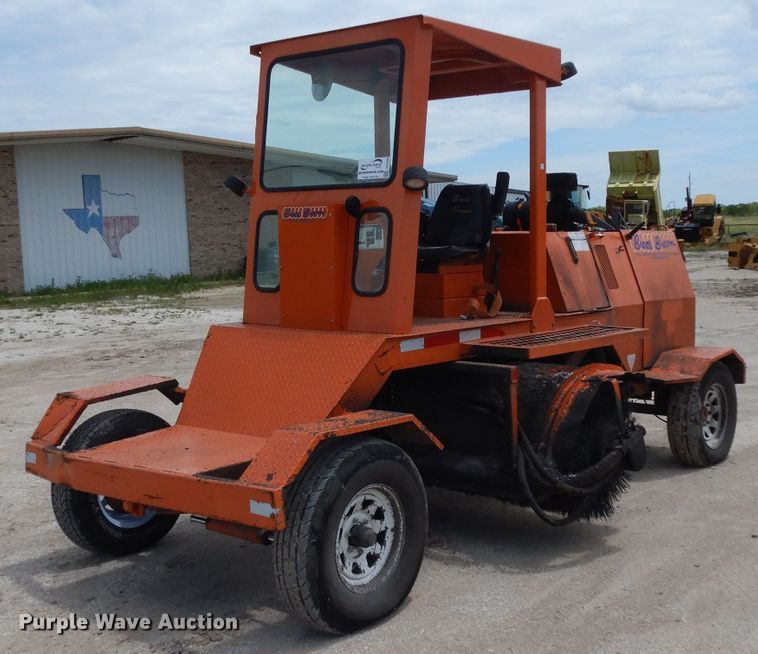 image for item DH5348 2005 Broce RJ350  sweeper