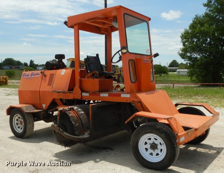 image for item DH5348 2005 Broce RJ350  sweeper