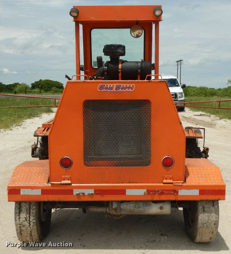 image for item DH5348 2005 Broce RJ350  sweeper