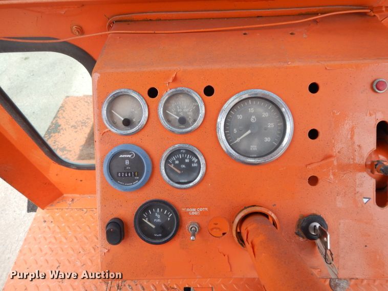 image for item DH5348 2005 Broce RJ350  sweeper