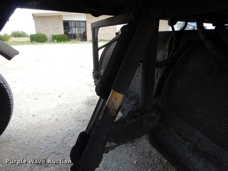 image for item DH5348 2005 Broce RJ350  sweeper