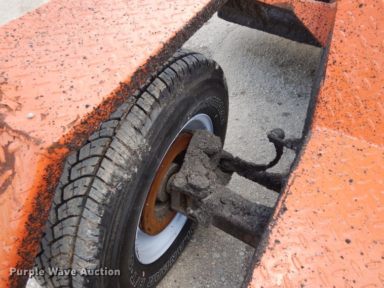 image for item DH5348 2005 Broce RJ350  sweeper